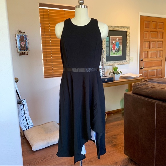 Calvin Klein Dresses & Skirts - Calvin Klein black crepe dress with white lining